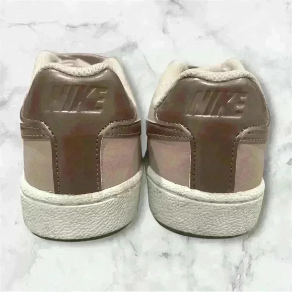 Nike Shoes Women’s, Nike Court Royale Rose Smokey, Mauve Gum - Picture 4 of 6